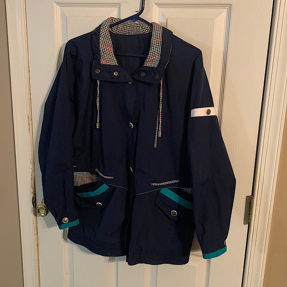 Current Seen reversible jacket/windbreaker. Navy blue. Size M.